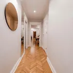 شقة Big - Center - 4 - 6 Beds - 2 Balcony - 12 People - 100m2